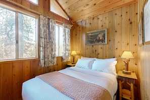 Cabin, Multiple Beds, Pool Access, Mountain View (VC339) | Individually decorated, individually furnished, bed sheets