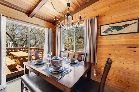 Cabin, Multiple Beds, Pool Access, Mountain View (VC329) | Individually decorated, individually furnished, bed sheets