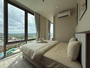 2 chambres, fer et planche à repasser, Wi-Fi gratuit, draps fournis