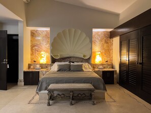 8 chambres, fer et planche à repasser, accès Internet, draps fournis