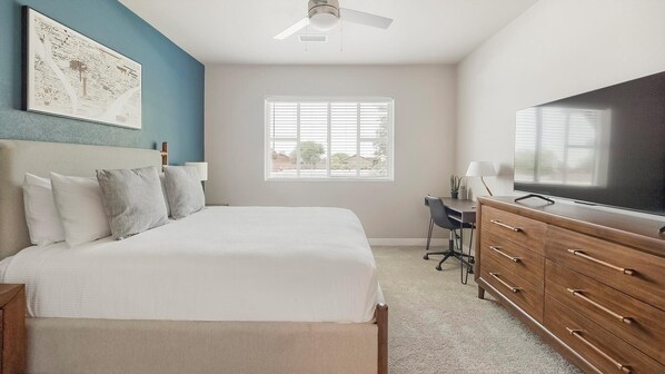 2 bedrooms, desk, iron/ironing board, WiFi