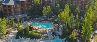 Lumi | Slope-Side | Pvt Hot Tub | Resort Access