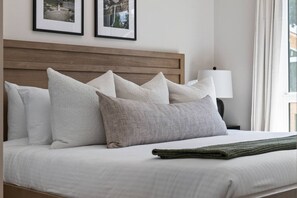 4 slaapkamers, een bureau, wifi, beddengoed
