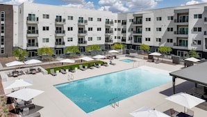 Unclassified image, 2 of 31, button - Landing | Stylish 1BD, Gym, Pool (Phoenix)