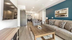 Living area - Landing | Spectacular 2BD, Pool, Gym (Phoenix)