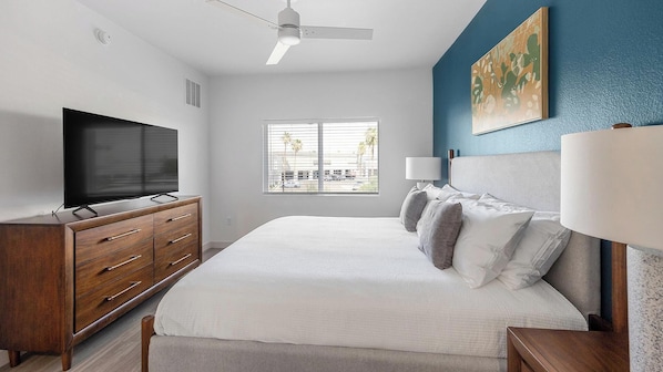 1 bedroom, desk, iron/ironing board, WiFi