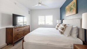 1 bedroom, desk, iron/ironing board, WiFi