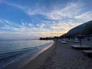 Am Strand, Liegestühle