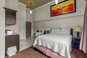 Premium Single Room, 1 Queen Bed, Kitchenette, Bay View | Desk, laptop workspace, iron/ironing board, free WiFi