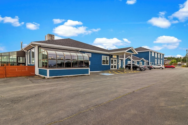 Bayview Inn - Bay Roberts