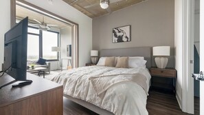 1 bedroom, desk, iron/ironing board, WiFi