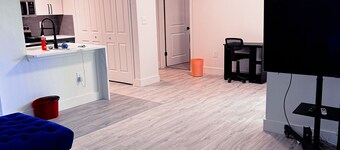 Cozy 1-bedroom apartment in Arlingtons Entertainment District