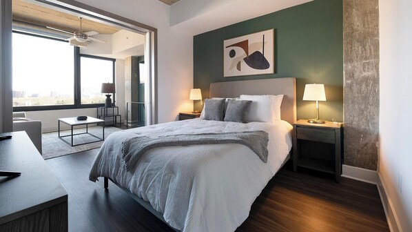 1 chambre, bureau, fer et planche à repasser, Wi-Fi