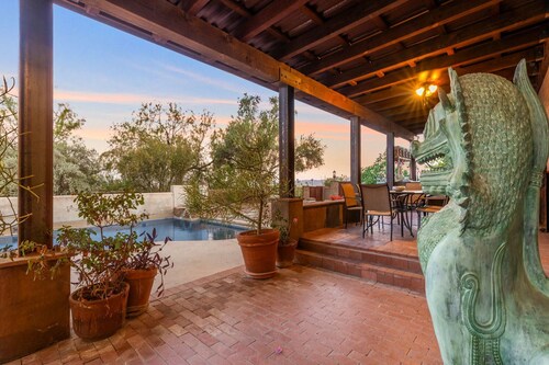 Group Retreat Tucson Foothills Mountain Views Epic