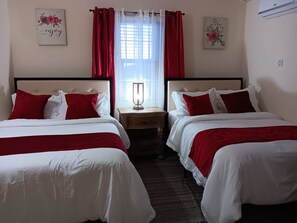 2 bedrooms, iron/ironing board, WiFi, bed sheets