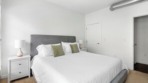 1 bedroom, desk, iron/ironing board, WiFi