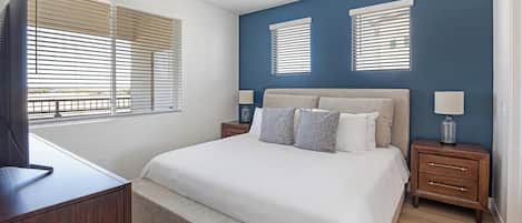 1 bedroom, desk, iron/ironing board, WiFi