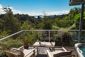 Outdoor dining - Arabella Hideaway (Opua)