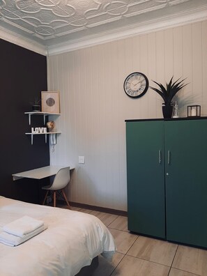 1 Schlafzimmer, Schreibtisch, Bügeleisen/Bügelbrett, kostenloses WLAN