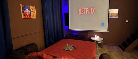 2 chambres, fer et planche à repasser, lit parapluie, Wi-Fi gratuit