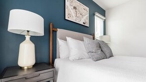 1 chambre, bureau, fer et planche à repasser, Wi-Fi