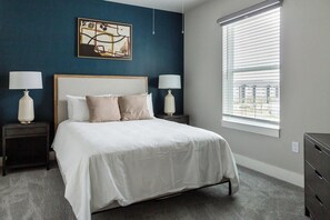 1 bedroom, desk, iron/ironing board, WiFi
