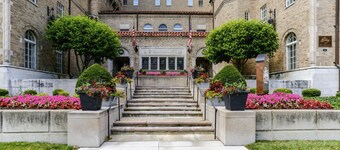 Landing | Stunning 1BD, Clubhouse, Gym
