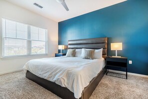 2 bedrooms, desk, iron/ironing board, WiFi