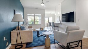 Smart TV - Landing | Stunning 2BD, Pool, Courtyard (Melbourne)