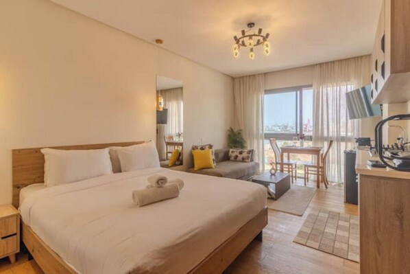 Fer et planche à repasser, Wi-Fi gratuit, draps fournis