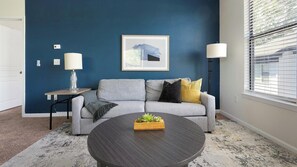 Smart TV - Landing at Celsius - 2 Bedrooms in Wedgewood (Charlotte)