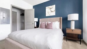 1 Schlafzimmer, Schreibtisch, Bügeleisen/Bügelbrett, WLAN