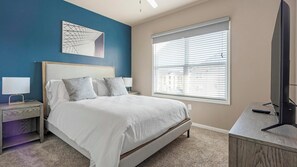1 chambre, bureau, fer et planche à repasser, Wi-Fi