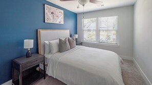 3 bedrooms, desk, iron/ironing board, WiFi