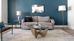 Smart TV - Landing | Modern 3BD, Gym, Yoga Studio (Summerville)