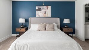 3 Schlafzimmer, Schreibtisch, Bügeleisen/Bügelbrett, WLAN