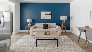 Smart TV - Landing | Modern 3BD, Yoga Studio, Gym (Summerville)