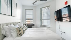 1 chambre, bureau, fer et planche à repasser, Wi-Fi