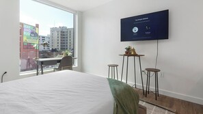 Desk, iron/ironing board, WiFi, bed sheets