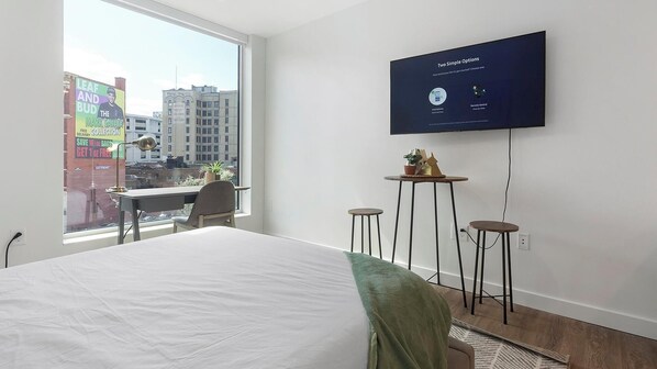 Desk, iron/ironing board, WiFi, bed sheets