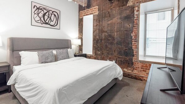 2 sovrum, skrivbord, strykjärn/strykbräda och wi-fi