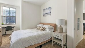 2 bedrooms, desk, iron/ironing board, WiFi