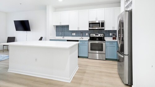 Landing | Incredible 1BD, Gym, Yoga Studio