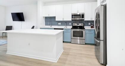 Landing | Incredible 1BD, Gym, Yoga Studio