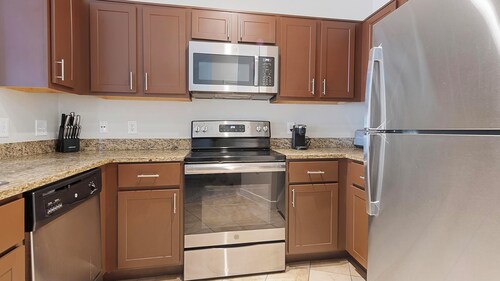 Landing at Mode at Hyattsville - 2 Bedrooms in ...