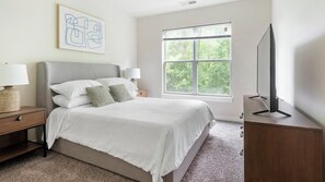 1 chambre, bureau, fer et planche à repasser, Wi-Fi