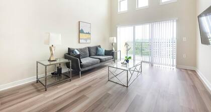 Landing | Stylish 1BD, Courtyard, Clubhouse