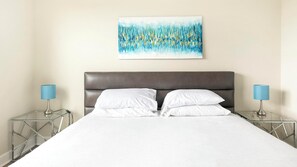 1 bedroom, desk, iron/ironing board, WiFi