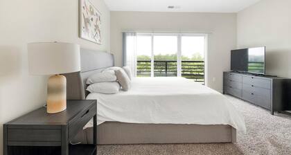 Landing | Beautiful 2BD, Courtyard, Gym