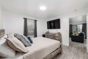 1 bedroom, iron/ironing board, WiFi, bed sheets